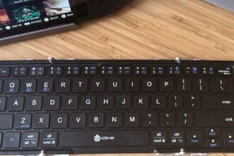 Our favorite Steam Deck fold-up keyboard is 22% off