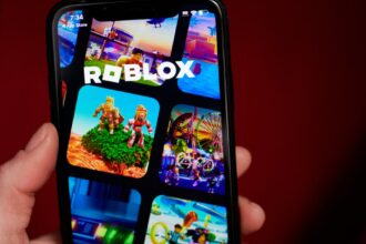 Roblox just launched its own Discord competitor