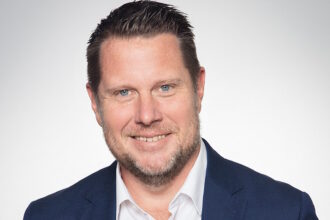 Lars Wingefors official photo