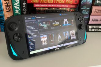 AOKZOE A1X review - finally, a Windows handheld done right