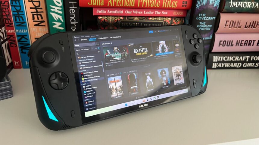 AOKZOE A1X review - finally, a Windows handheld done right