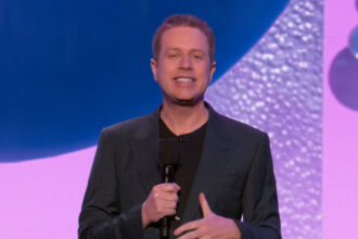Geoff Keighley presenting at Summer Game Fest 2025.