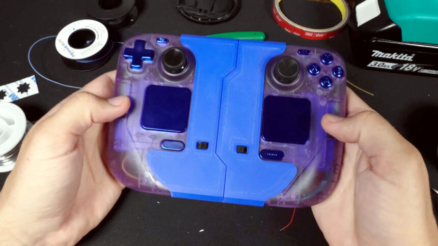 This DIY Steam Deck controller splits in two, inspired by the Nintendo Switch